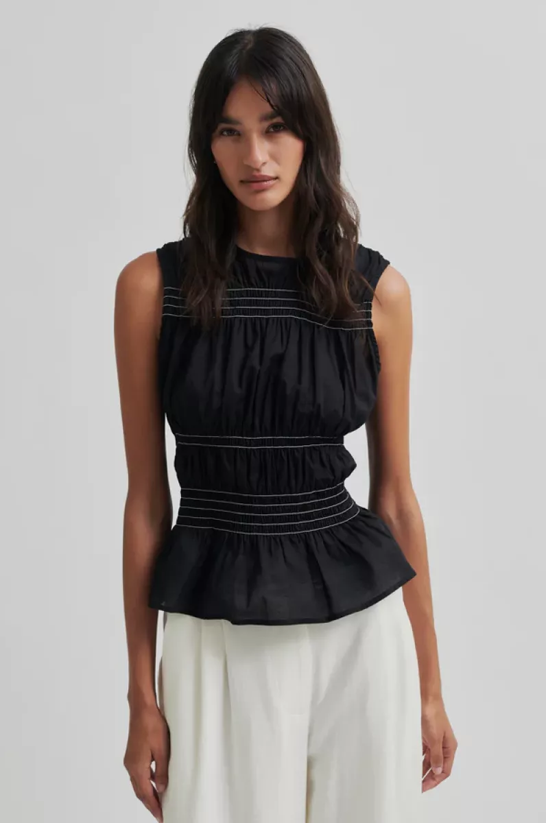 Second Female-Top-Avida Top-8001 Black-ZWART