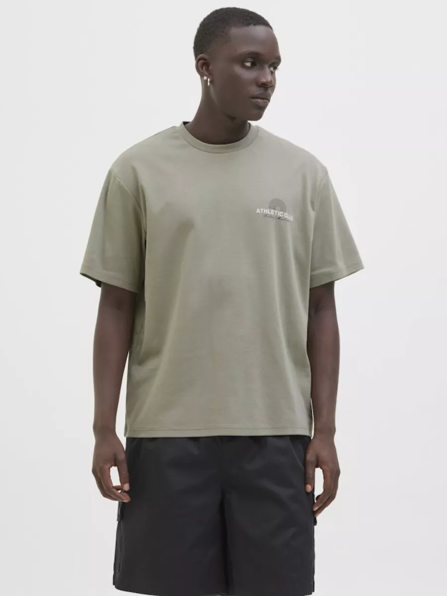 JACK & JONES-JCOATHLETICO GRAPHIC TEE SS CN SS25-12285727-Shadow-GRIJS