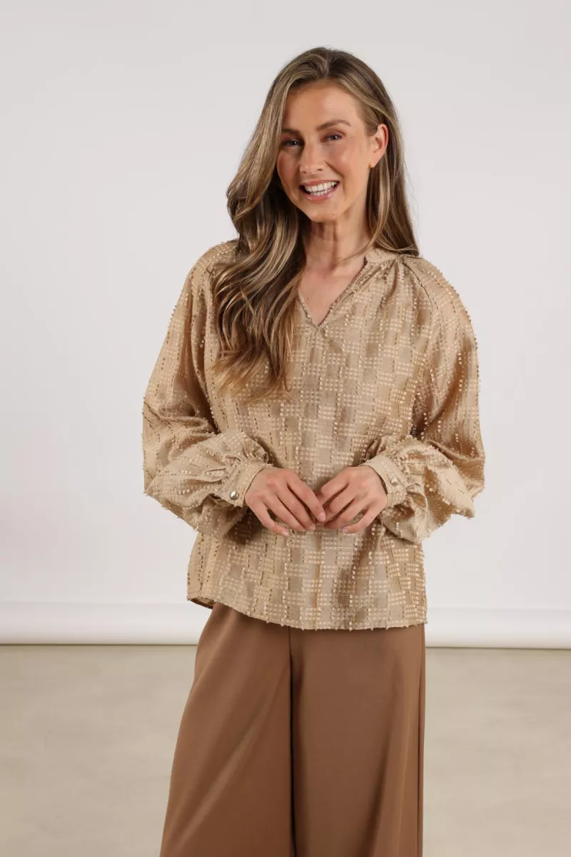 NUKUS-Kiki-NKF02019-64 camel-CAMEL