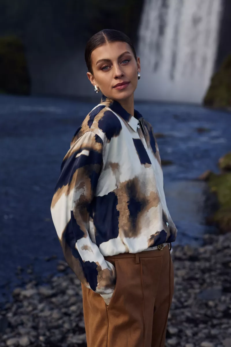 NUKUS-Noeria-NKF02080-296 sand/navy-BLAUW COMBINATIE