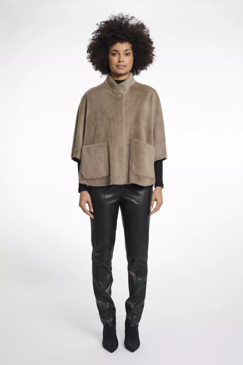 RINO & PELLE-Faux Fur Cape-Dewi.7002511-10868 toffee-CAFE