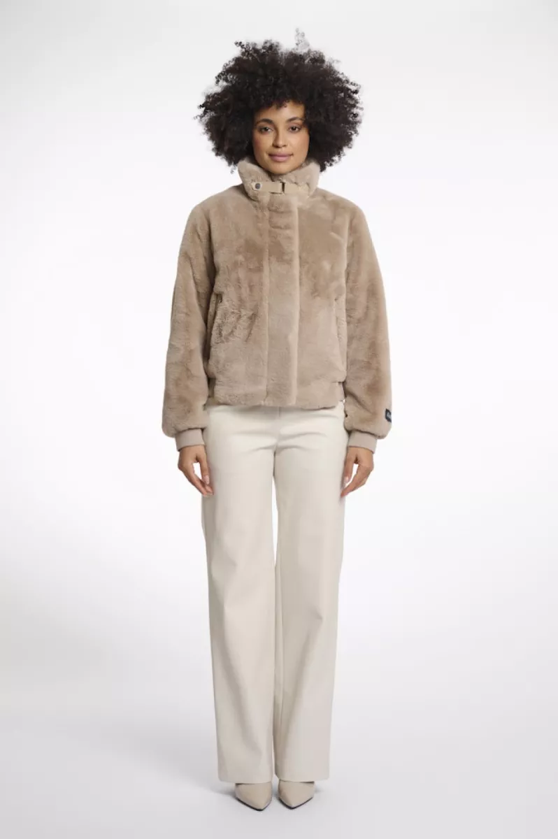 RINO & PELLE-Short Fake Fur Jacket-Ambra.7002511-10866 Oat-ZAND