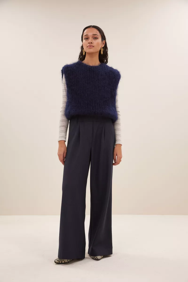 By-bar-James Spencer-25515013-856 Midnight-BLUE