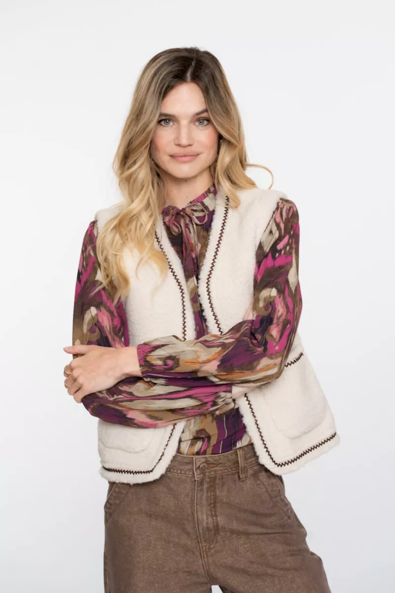 GEISHA-Gilet teddy embroidery-55541-19-10 off-white/tap-OFF WHITE