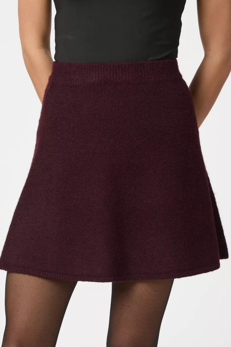 Neo Noir-Gisa Knit Skirt-161228-682 Wine-BORDEAUX