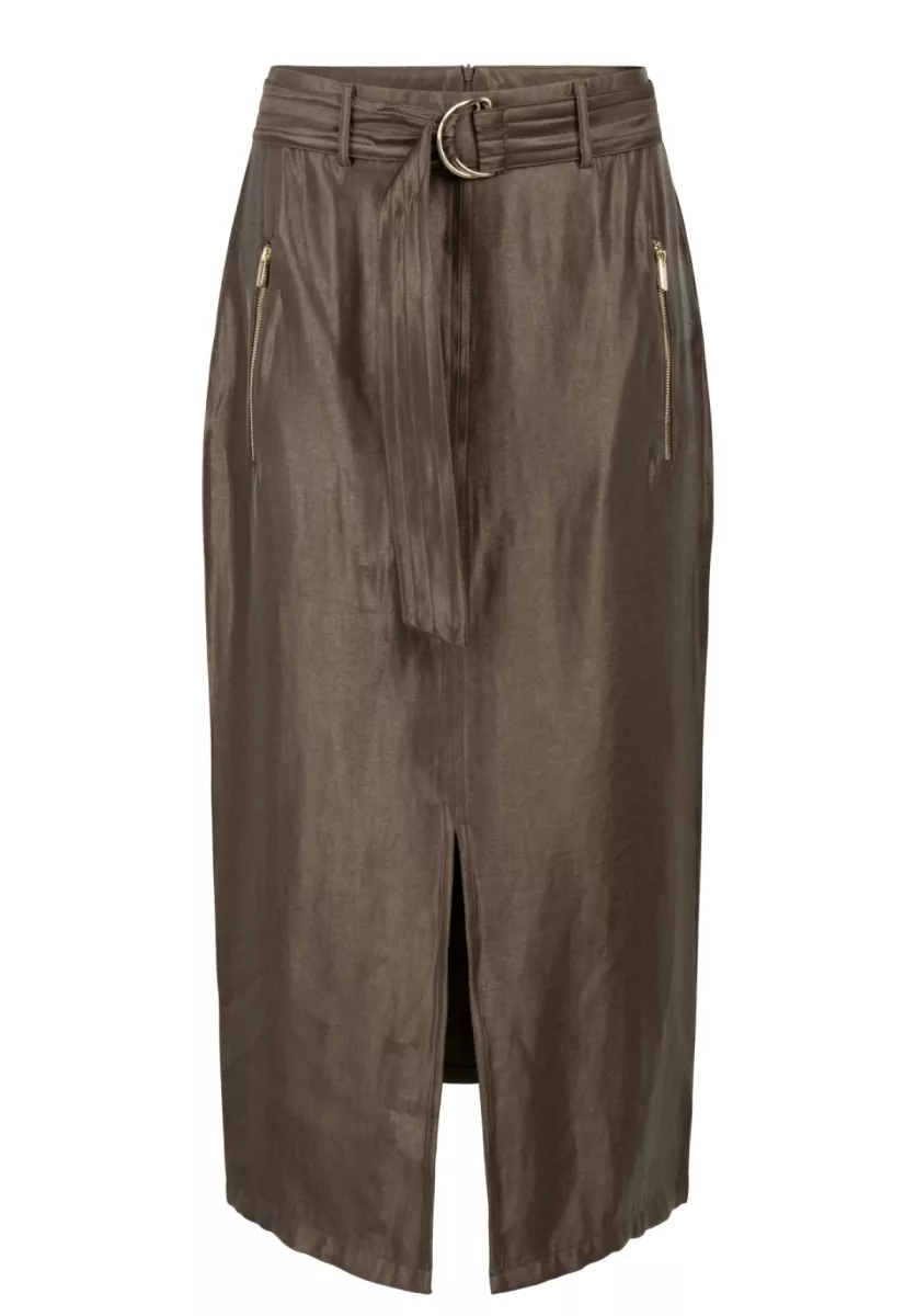 Aaiko-Vis 545-Varyas-191121 Pinecone-BRUIN
