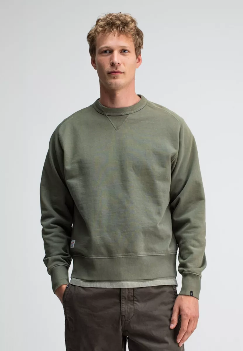 BUTCHER OF BLUE-Ben loose crew-M2523004-708 dk. granite green-LEGERGROEN