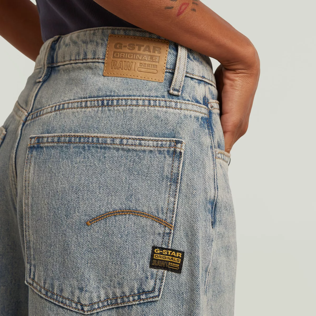 g-star-carter-5-pkt-barrel-jean-d29325-01-a839-worn-in-blue-tinted-denim-4 G-STAR-Carter 5-pkt barrel jean-D29325-01-A839 Worn in blue tinted-DENIM