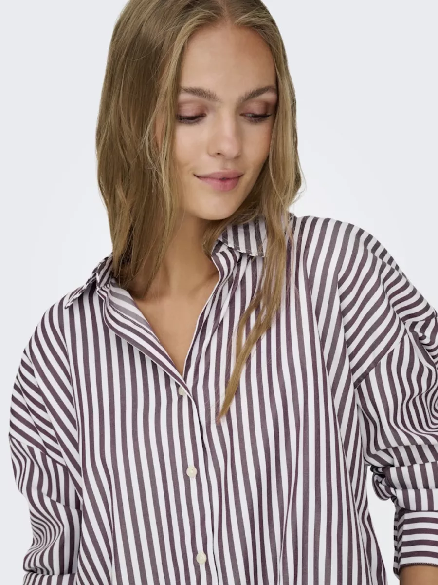 jdy-jdyvesper-l-s-loose-shirt-wvn-noos-15338857-cloud-dancer-fig-paars-combinaties-4 JDY-JDYVESPER L/S LOOSE SHIRT WVN NOOS-15338857-Cloud Dancer Fig-PAARS COMBINATIES