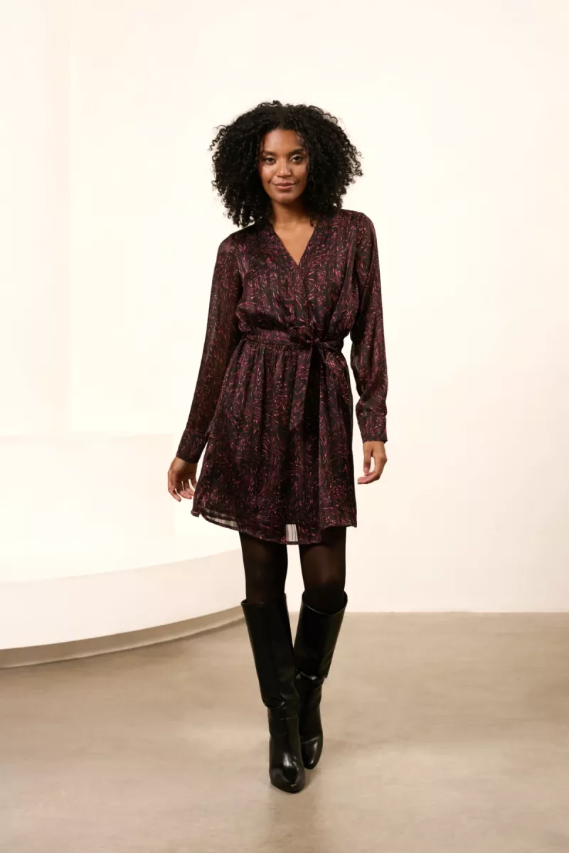 LOFTY MANNER-Dress-QK21 - Dress Freja-826 Swirl Print-ZWART COMBINATIES