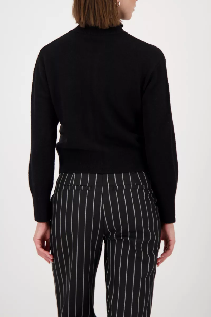 monari-cardigan-with-flap-pockets-809617-999-black-zwart-2 Monari-Cardigan with flap pockets-809617-999 Black-ZWART