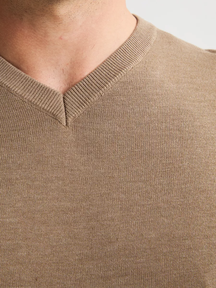 petrol-industries-men-knitwear-v-neck-basic-m-ros-kwv200-7140-oak-licht-bruin-3 PETROL INDUSTRIES-Men Knitwear V-Neck Basic-M-ROS-KWV200-7140 Oak-LICHT BRUIN