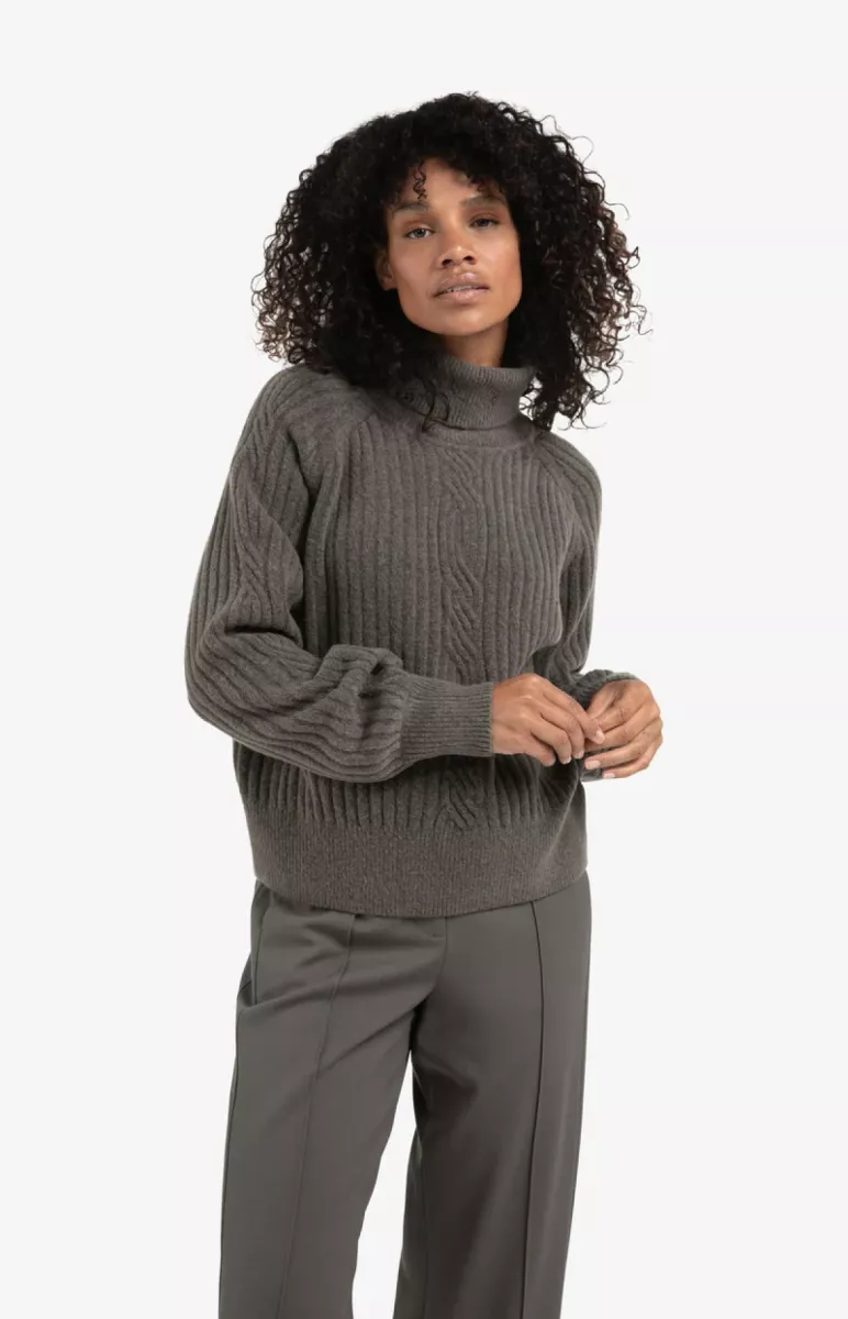 YAYA-Sweater with cable detail; Polyamide/Acrylic/Elastane/Wool; 990332-01-000525-510-990332-TAUPE
