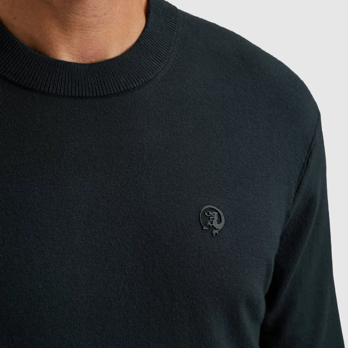 cast-iron-crewneck-soft-blend-ckw2511360-5287-dark-sapphire-blauw-2 CAST IRON-Crewneck soft blend-CKW2511360-5287 Dark sapphire-BLAUW