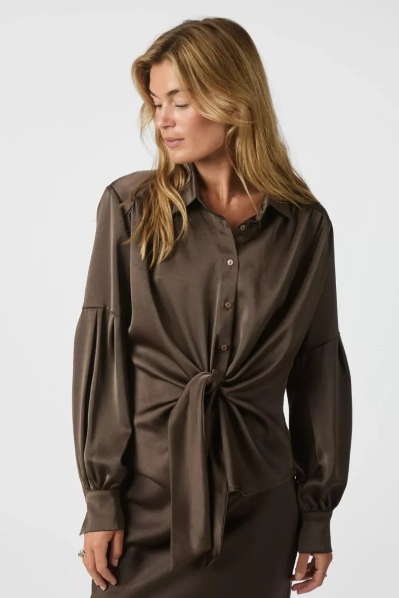 Neo Noir-Naja Satin Shirt-160801-676 Dark Brown-DONKER BRUIN