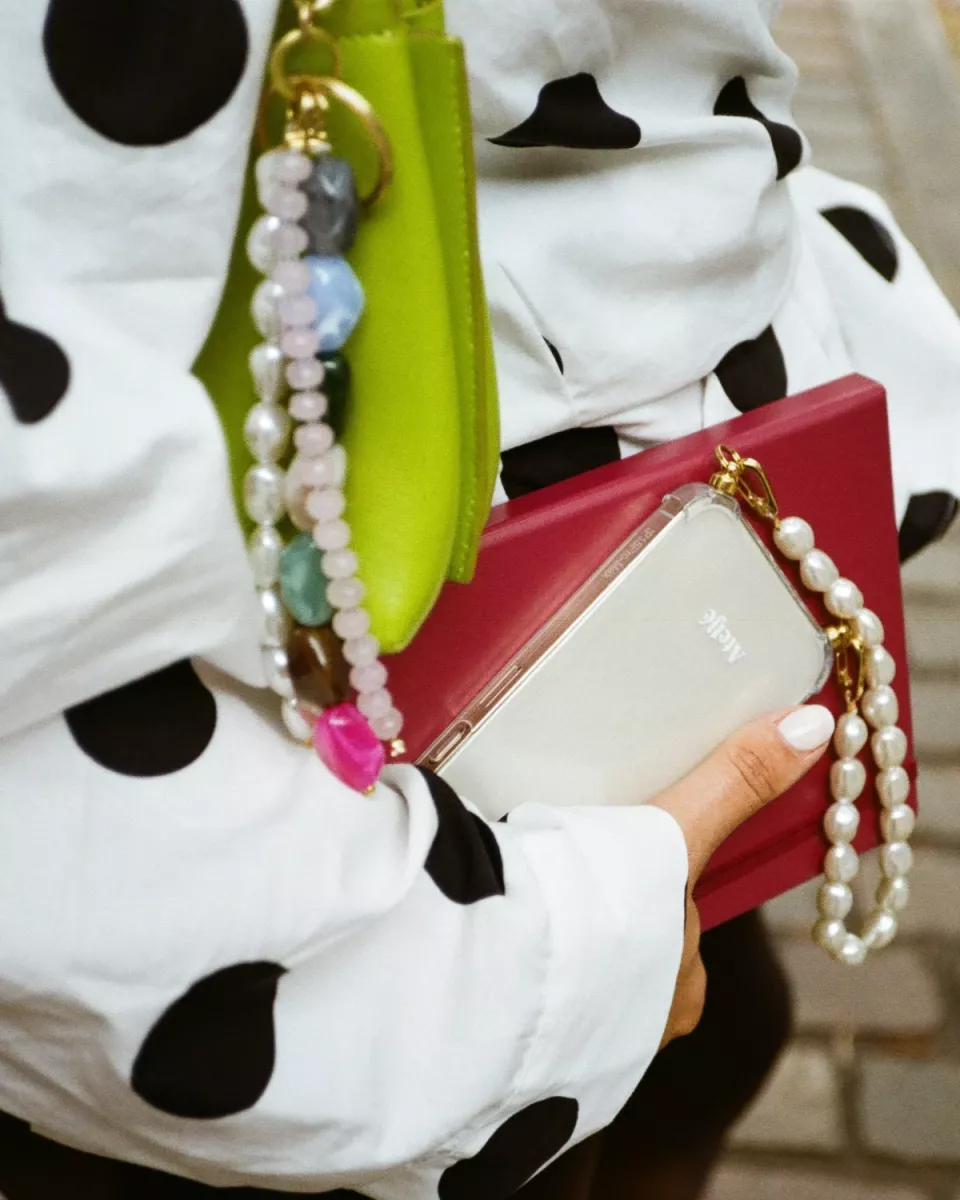 atelje-iphone-13-pro-transparant-assorti-3 Ateljé--Iphone 13 Pro-Transparant-ASSORTI