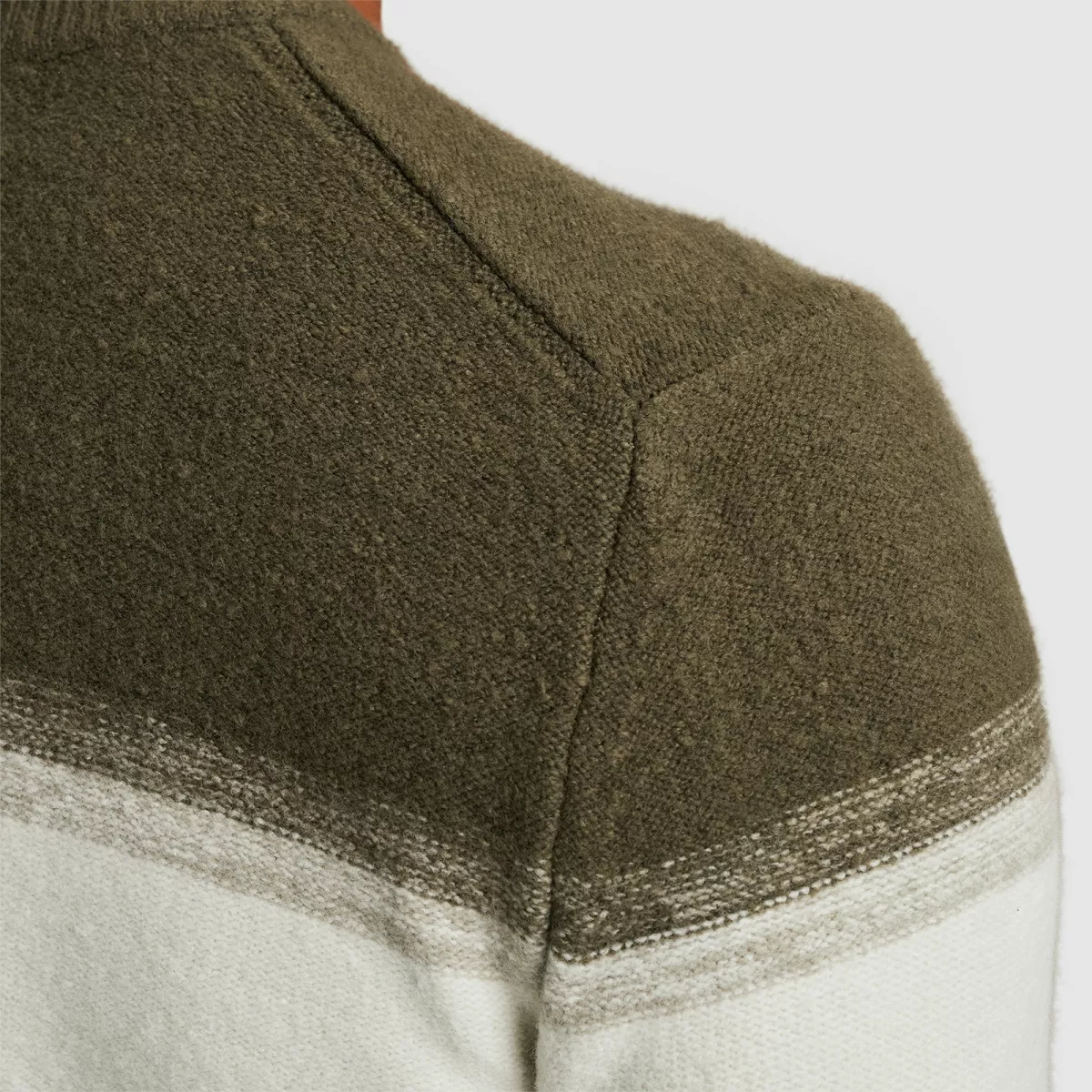 cast-iron-crewneck-regular-fit-cotton-blend-ckw2410345-8027-bungee-cord-bruin-3 CAST IRON-Crewneck regular fit cotton blend-CKW2410345-8027 Bungee cord-BRUIN