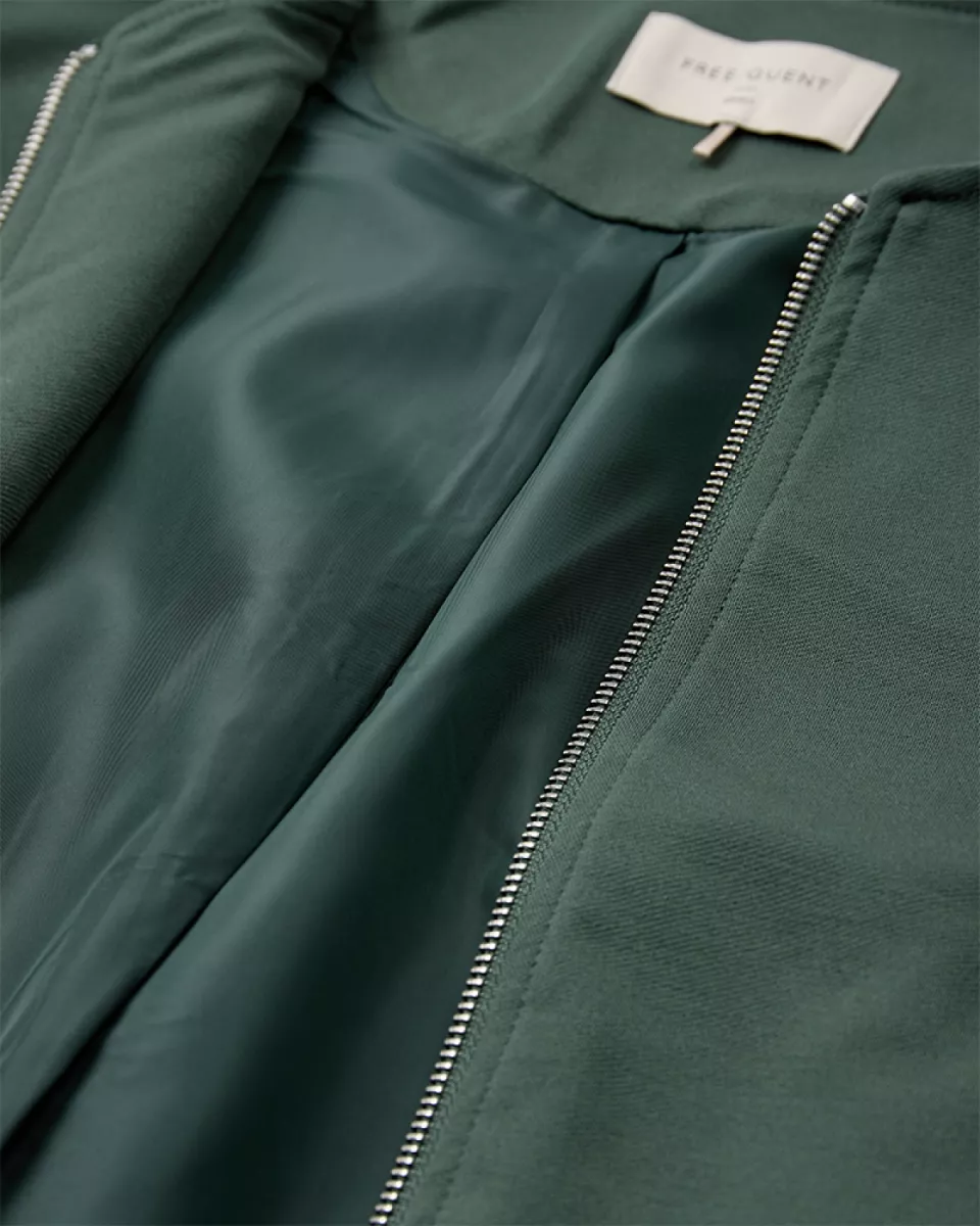 Freequent-Nanni-207321-Dark Forest-GROEN