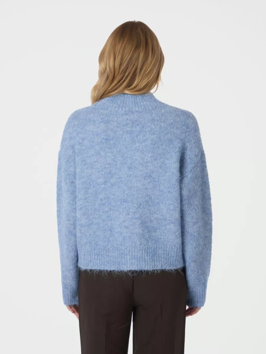 neo-noir-paulina-fluffy-knit-blouse-164729-142-dusty-blue-licht-blauw-3 Neo Noir-Paulina Fluffy Knit Blouse-164729-142 Dusty Blue-LICHT BLAUW
