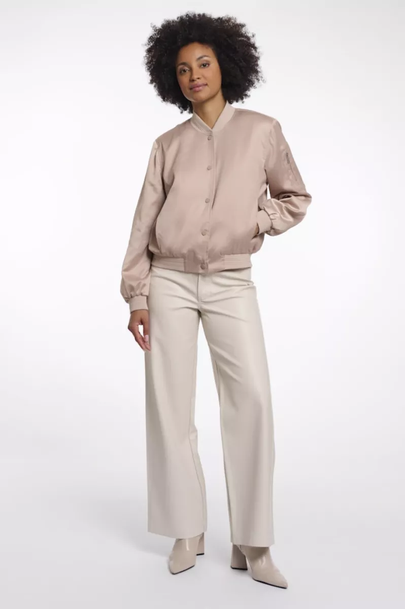 rino-pelle-bomber-jacket-banner7002621-11018-smoked-pearl-parel-3 RINO & PELLE-Bomber Jacket-Banner.7002621-11018 Smoked Pearl-PAREL