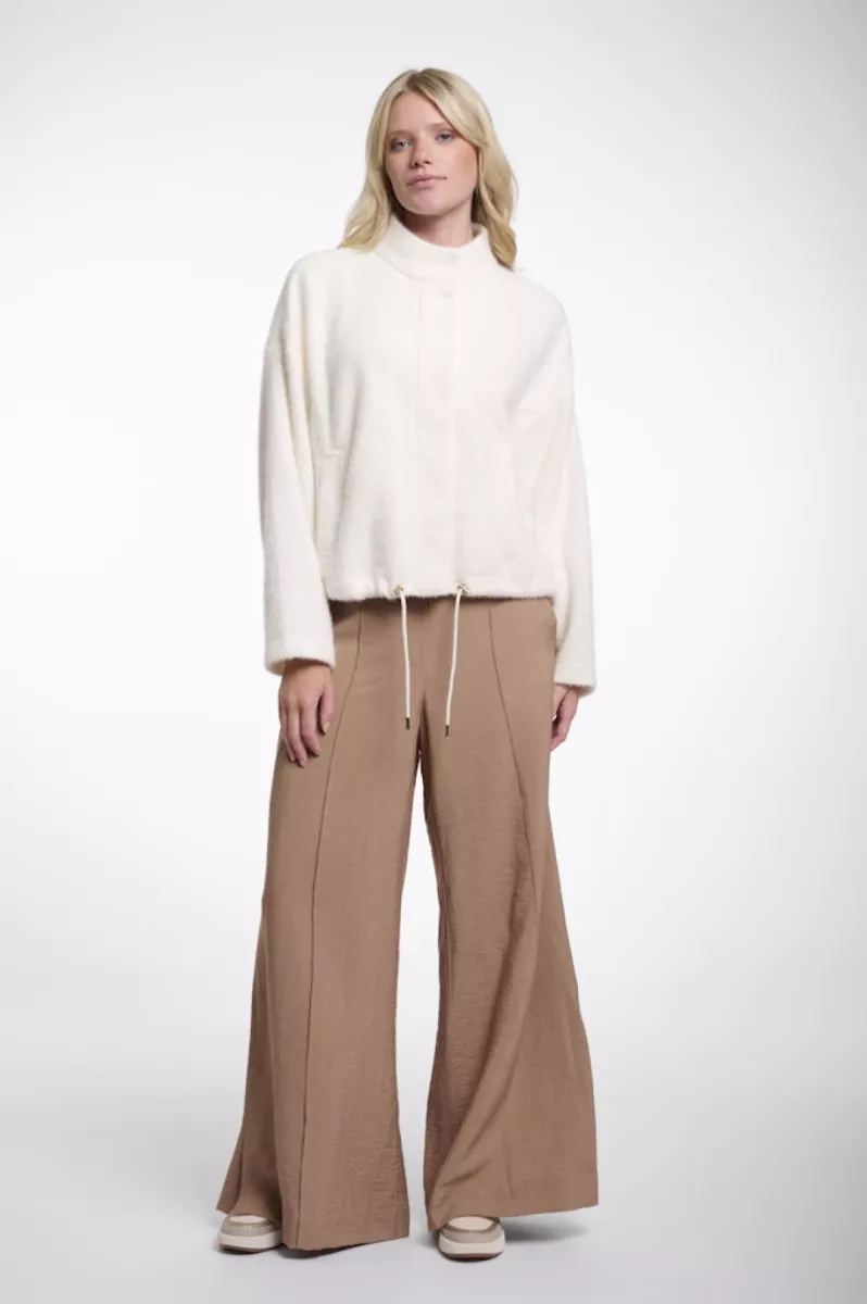 rino-pelle-boxy-jacket-with-snap-closure-levin7002621-snow-white-off-white-3 RINO & PELLE-Boxy Jacket With Snap Closure-Levin.7002621-Snow White-OFF WHITE