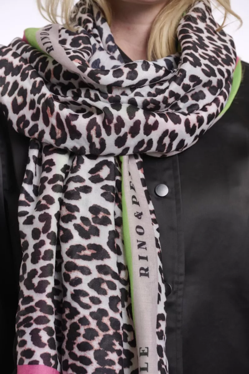 RINO & PELLE-Scarf With Leopard Print-Klaartje.7002621-8980 leopard-BRUIN COMBINATIES