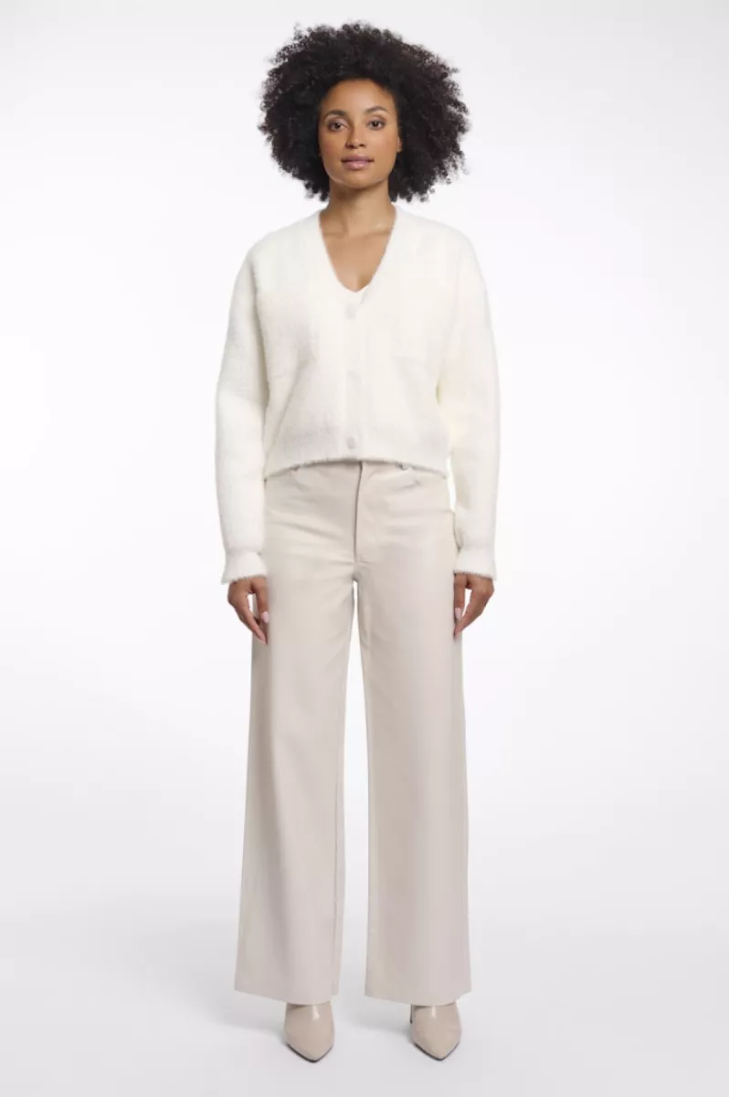 rino-pelle-short-v-neck-cardigan-isarea5002621-70-snow-white-wol-wit-3 RINO & PELLE-Short V-neck Cardigan-Isarea.5002621-70 Snow White-WOL WIT