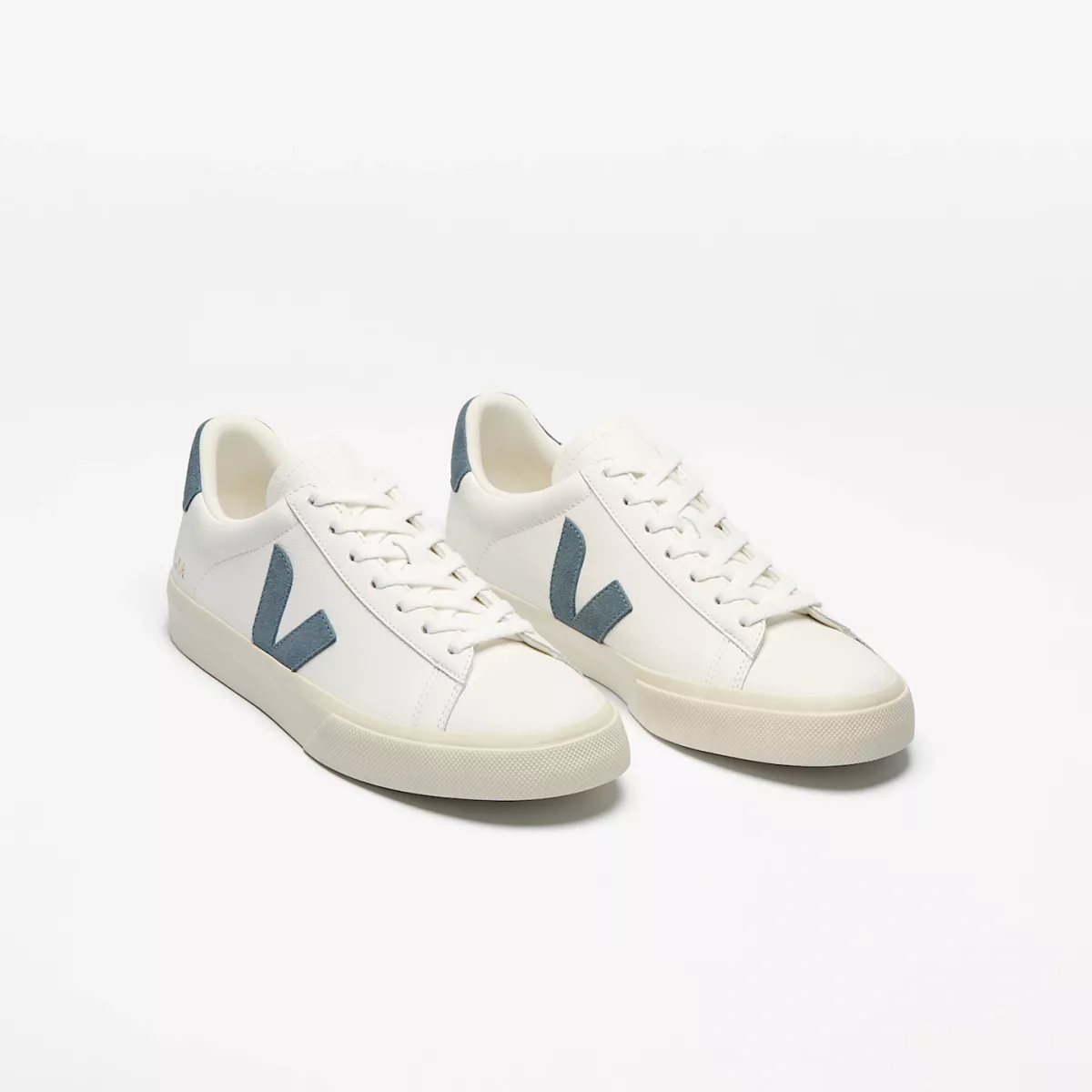 Veja--CP0503121AP1P08-Extra White California-BLAUW COMBINATIE