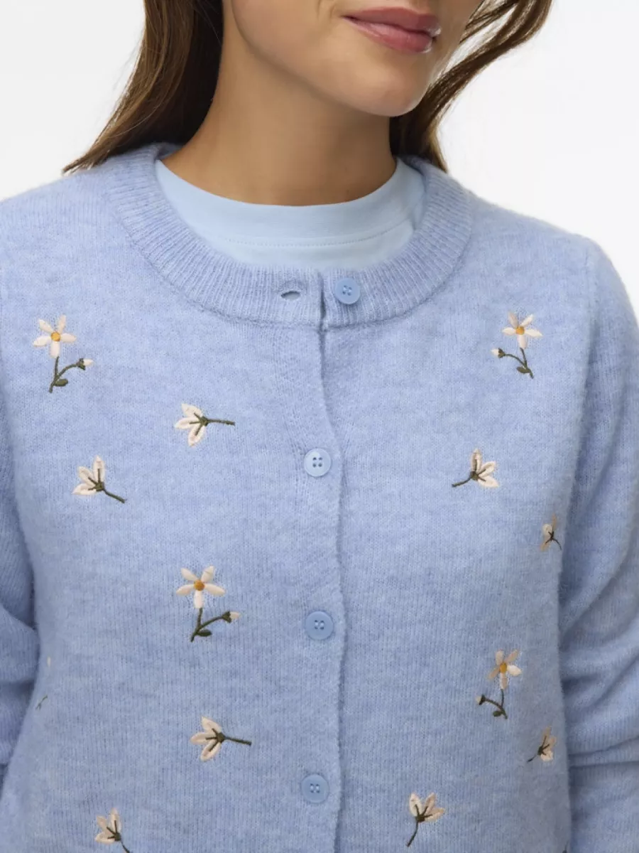 vero-moda-vmfiorella-emb-ls-o-neck-short-card-10340096-brunnera-blue-licht-blauw-4 VERO MODA-VMFIORELLA EMB LS O-NECK SHORT CARD-10340096-Brunnera Blue-LICHT BLAUW