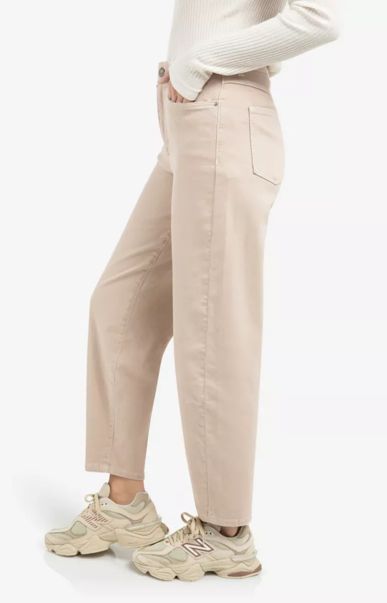 yaya-high-waist-beige-jeans-cotton-elastane-01-311122-601-51306-zand-2 YAYA-High-waist beige jeans; Cotton/Elastane-01-311122-601-51306-ZAND