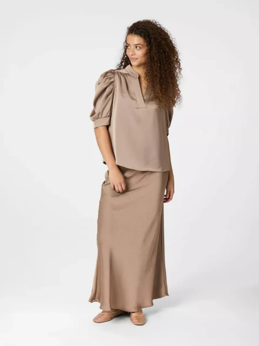 neo-noir-denielle-heavy-sateen-167474-811-dark-taupe-taupe-1 Neo Noir-Denielle Heavy Sateen-167474-811 Dark Taupe-TAUPE