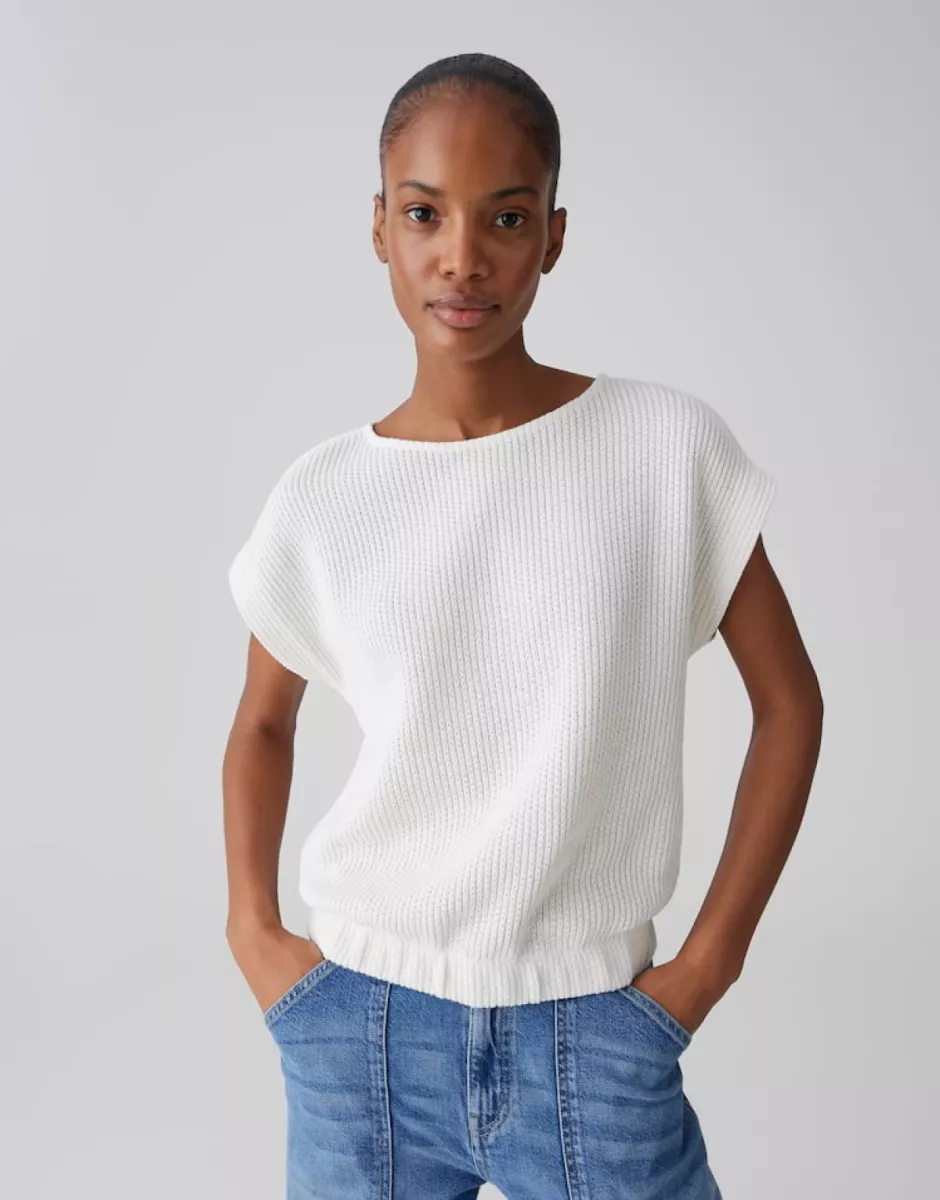 Opus-Sofrano-10537814006106-1004 Milk-WIT