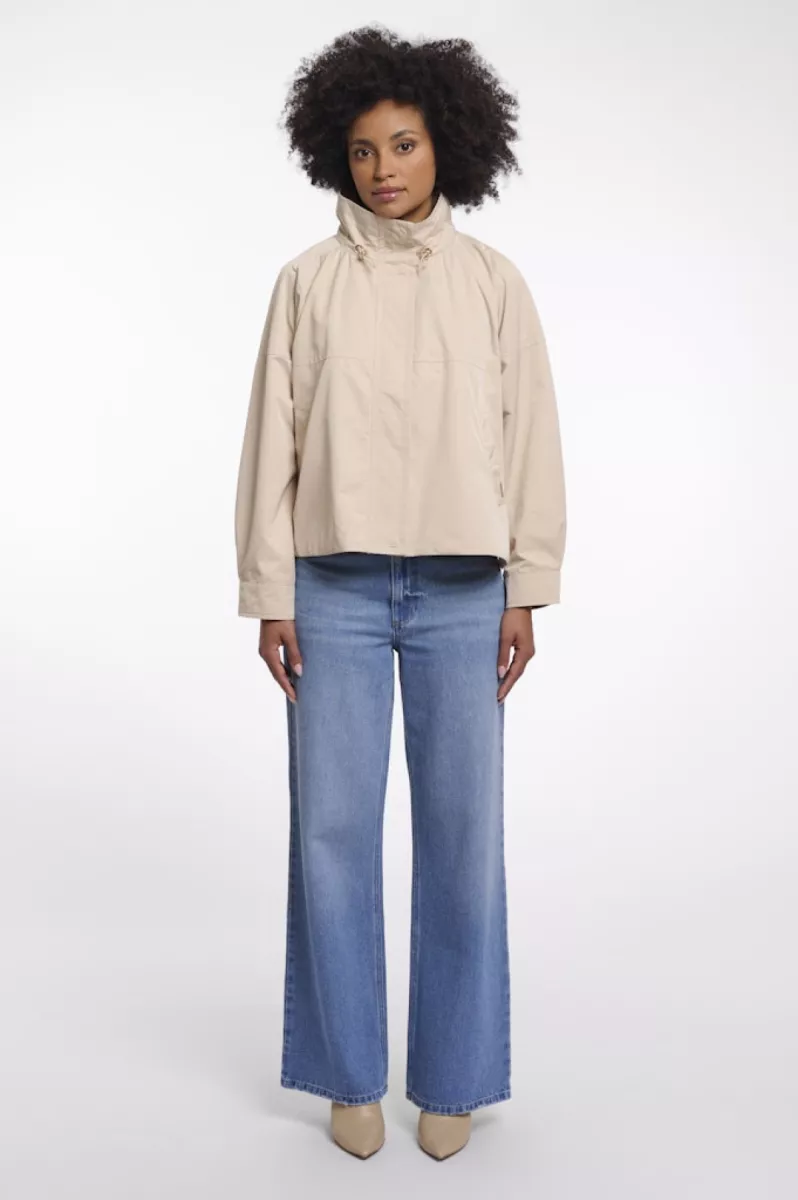 rino-pelle-wide-fit-short-jacket-with-high-collar-ot7002621-10866-oat-creme-2 RINO & PELLE-Wide Fit Short Jacket With High Collar-Ot.7002621-10866 Oat-CREME