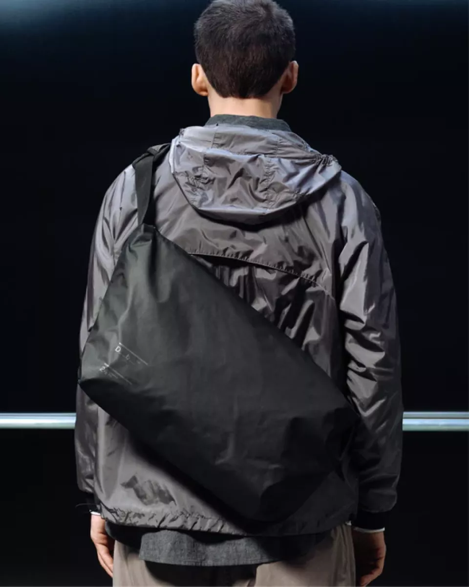 Db Journey-Ramverk pro sling bag 24L-5000501004901-Black out-ZWART