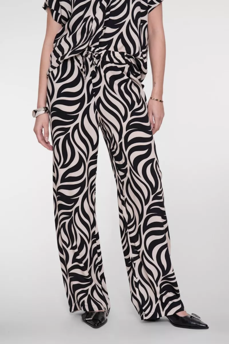 geisha-pants-bi-color-61230-70-999-black-sand-zwart-4 GEISHA-Pants bi-color-61230-70-999 black/sand-ZWART