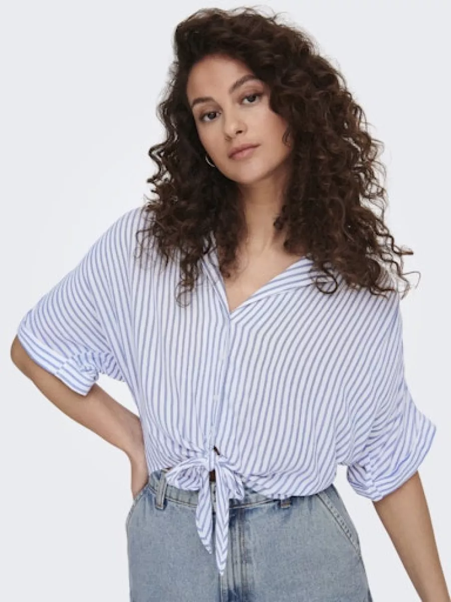 only-onlpaula-life-s-s-tie-shirt-wvn-noo-15281497-blue-stripes-blauw-combinatie-1 ONLY-ONLPAULA LIFE S/S TIE SHIRT WVN NOO-15281497-Blue Stripes-BLAUW COMBINATIE