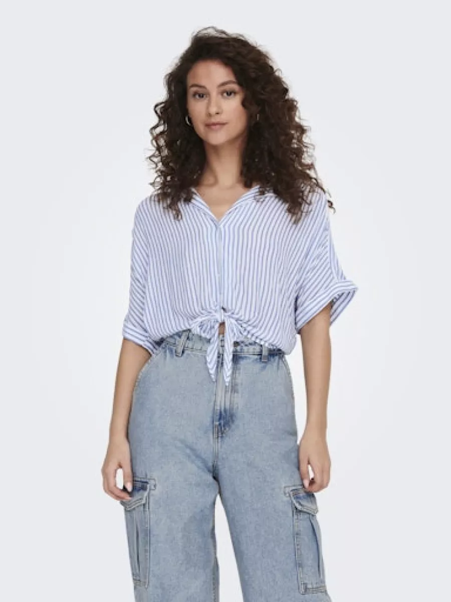 only-onlpaula-life-s-s-tie-shirt-wvn-noo-15281497-blue-stripes-blauw-combinatie-3 ONLY-ONLPAULA LIFE S/S TIE SHIRT WVN NOO-15281497-Blue Stripes-BLAUW COMBINATIE