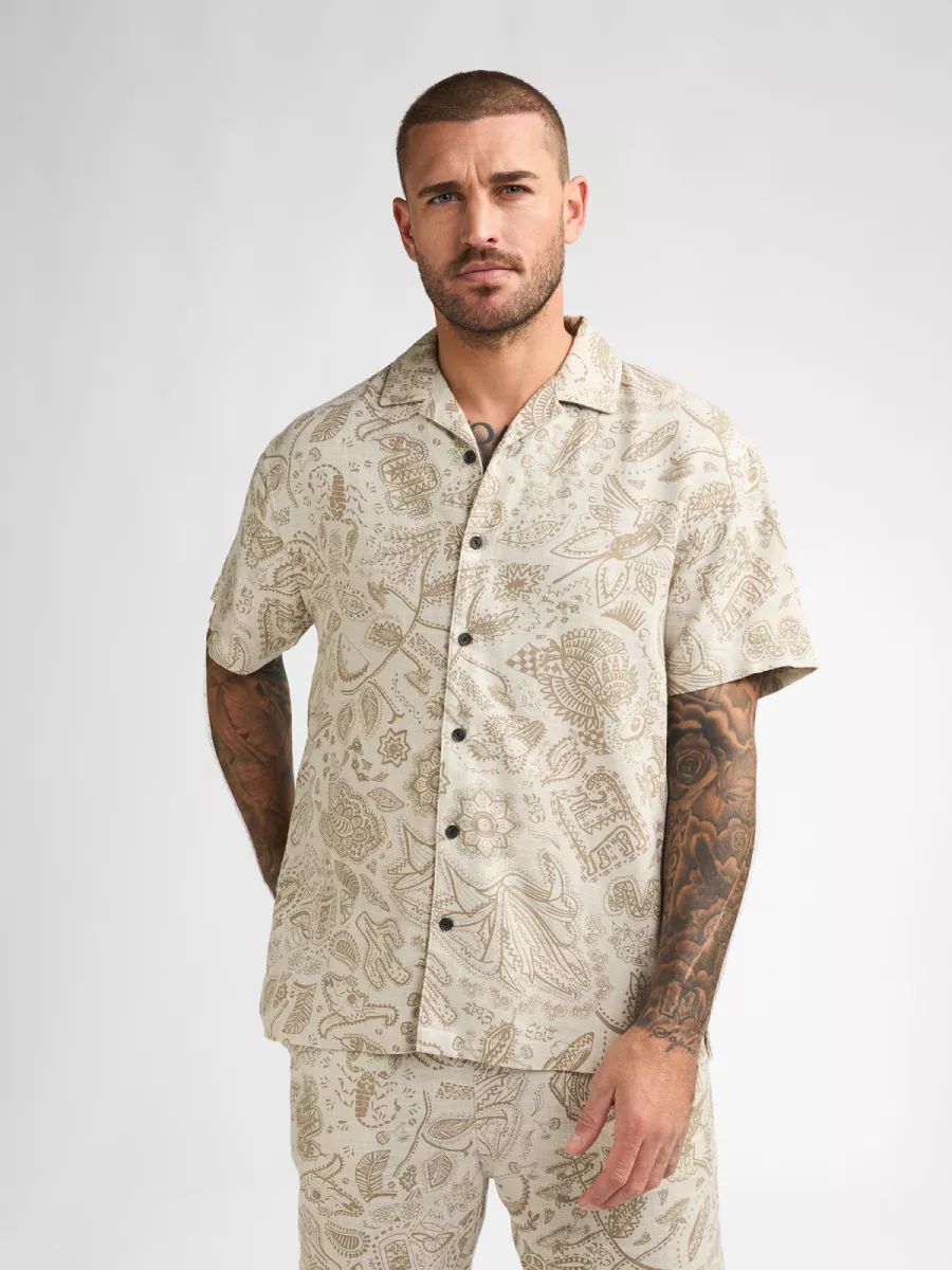 PETROL INDUSTRIES-Men Shirt Short Sleeve AOP-M-1060-SIS411-0112 Seashell-OFF WHITE
