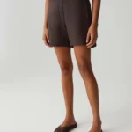 704701