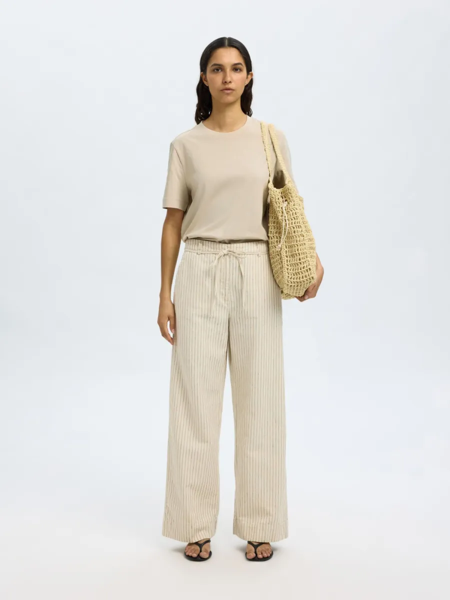 selected-femme-slfessential-ss-boxy-tee-noos-16087919-oatmeal-grijs-melee-2 Selected Femme-SLFESSENTIAL SS BOXY TEE NOOS-16087919-Oatmeal-GRIJS MELEE