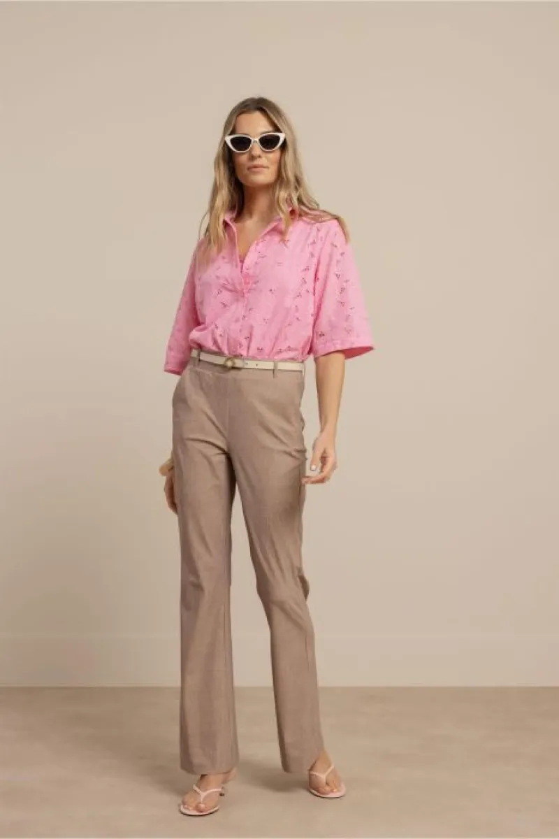 studio-anneloes-nyra-broderie-blouse-13870-4400-pop-pink-rose-2 STUDIO ANNELOES-Nyra broderie blouse-13870-4400 Pop pink-ROSE