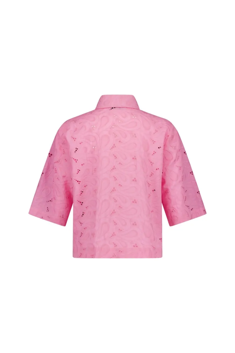 studio-anneloes-nyra-broderie-blouse-13870-4400-pop-pink-rose-4 STUDIO ANNELOES-Nyra broderie blouse-13870-4400 Pop pink-ROSE