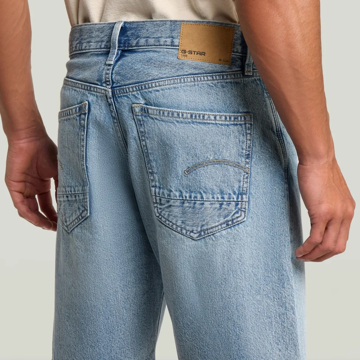 g-star-dakota-short-clean-edge-d24411-d788-g339-sun-faded-cloudburst-denim-3 G-STAR-Dakota short clean edge-D24411-D788-G339 Sun faded cloudburst-DENIM