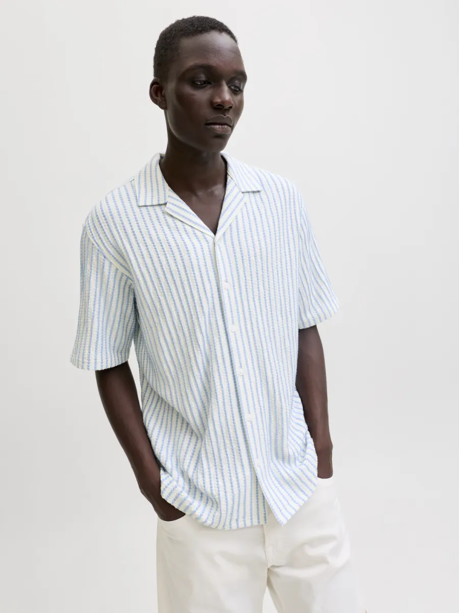 jack-jones-jprbladouglas-jersey-s-s-shirt-sn-12295636-chambray-blue-licht-blauw-2 JACK & JONES-JPRBLADOUGLAS JERSEY S/S SHIRT SN-12295636-Chambray blue-LICHT BLAUW
