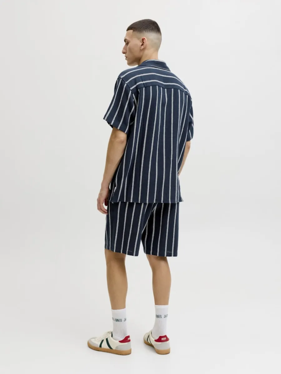 jack-jones-jpstjaiden-coba-stripe-jog-shorts-r-12274413-sky-captain-navy-3 JACK & JONES-JPSTJAIDEN COBA STRIPE JOG SHORTS R-12274413-Sky captain-NAVY