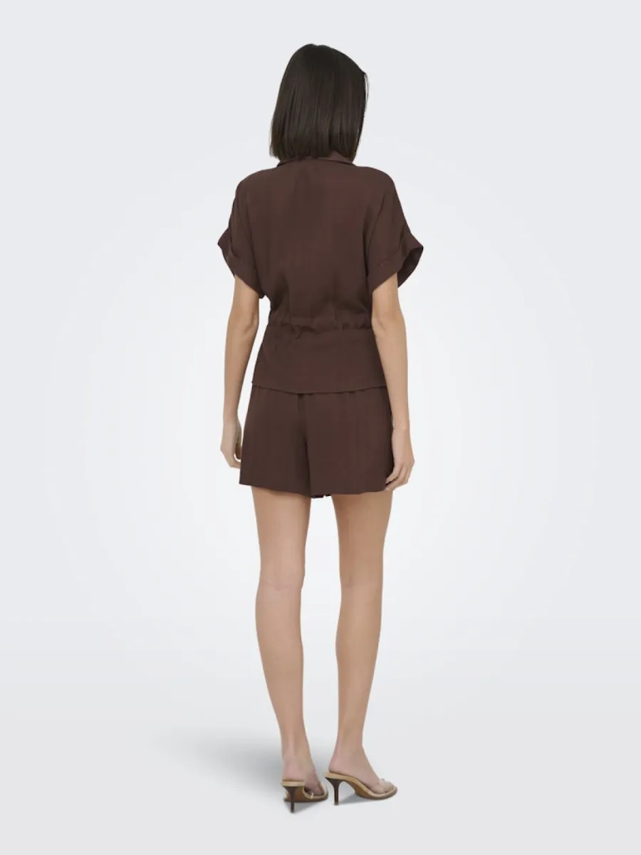 only-jdymille-s-s-zip-shirt-wvn-noos-15373098-chicory-coffee-cafe-4 ONLY-JDYMILLE S/S ZIP SHIRT WVN NOOS-15373098-Chicory Coffee-CAFE