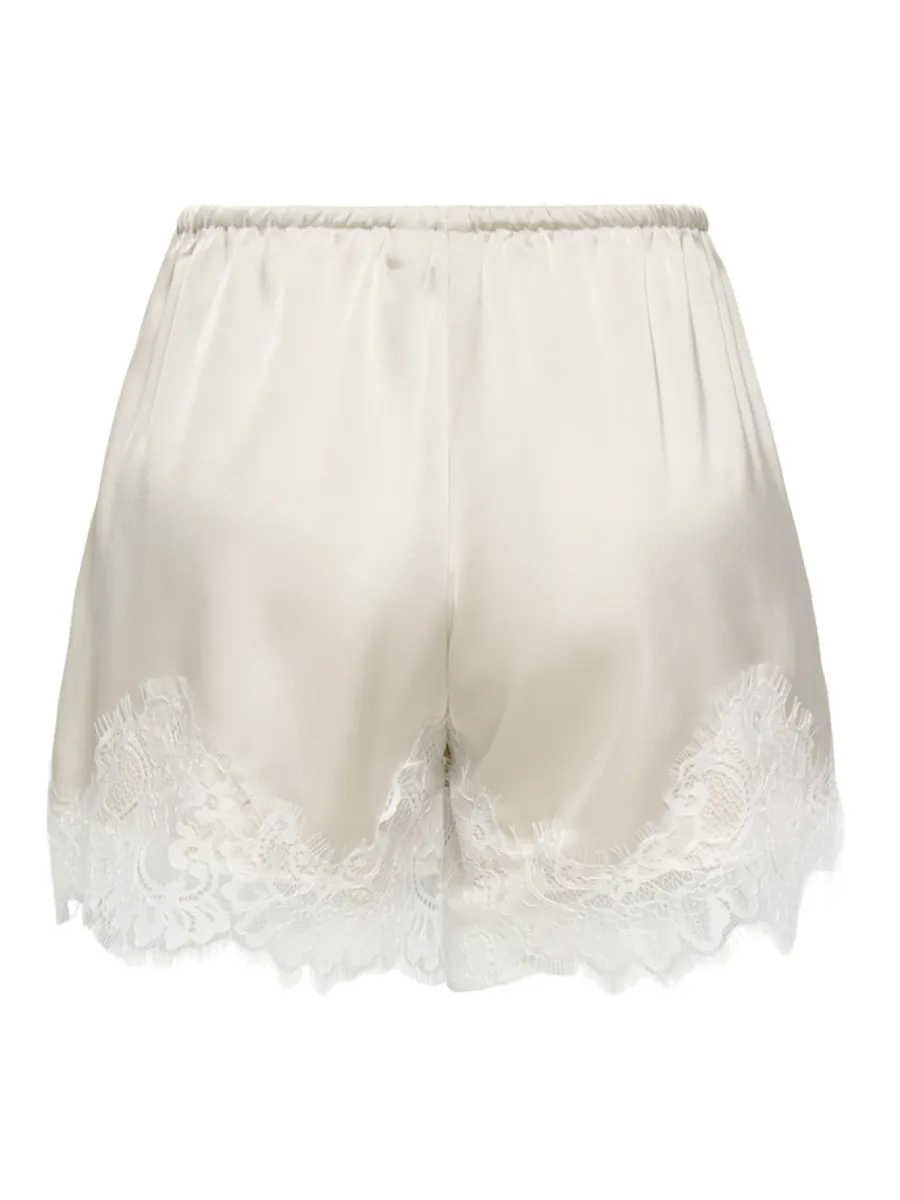only-onlmenus-lace-satin-shorts-wvn-ex-15385146-birch-white-lace-creme-6 ONLY-ONLMENUS LACE SATIN SHORTS WVN EX-15385146-Birch White Lace-CREME