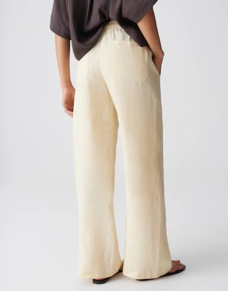 Opus-Mileni resort-10579814078106-50010 Honey butter-GEEL