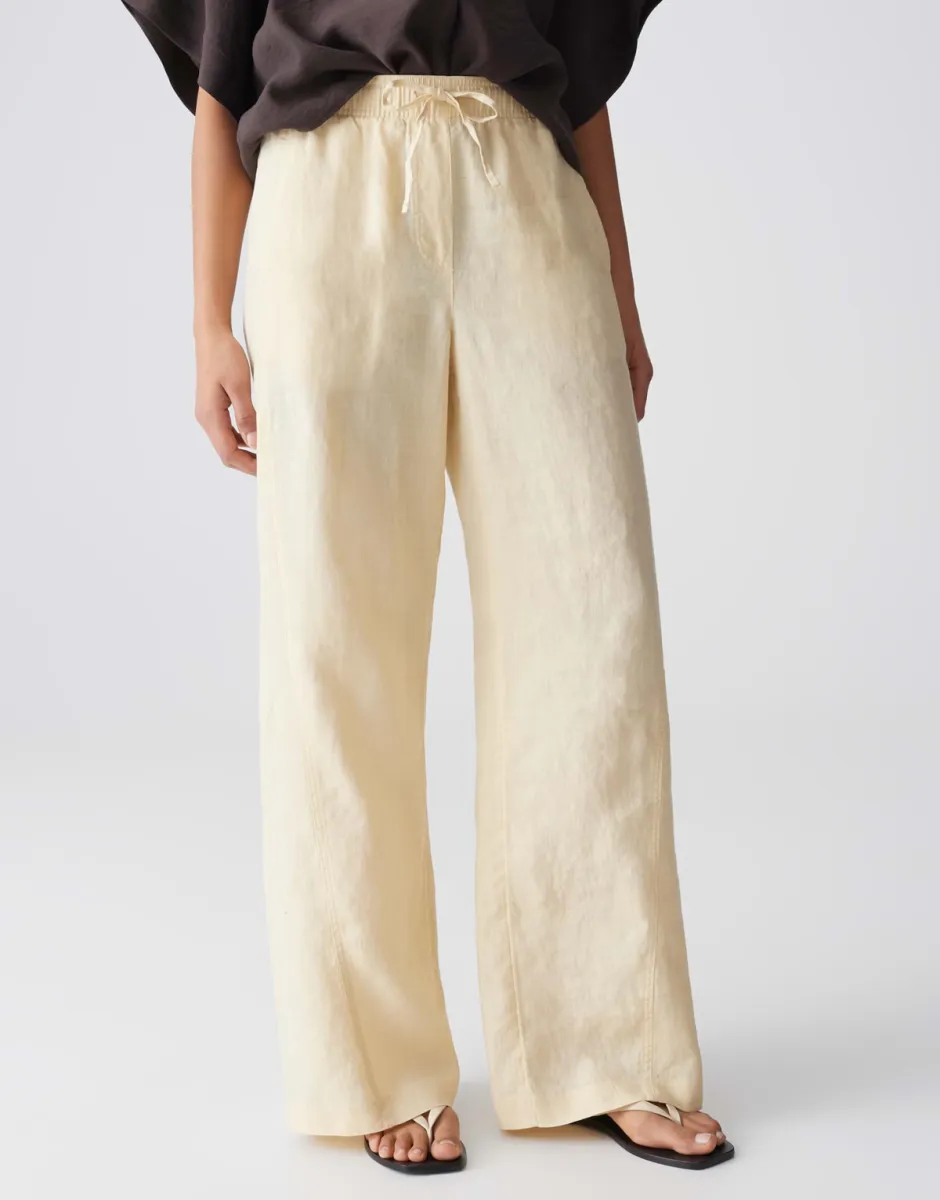 Opus-Mileni resort-10579814078106-50010 Honey butter-GEEL