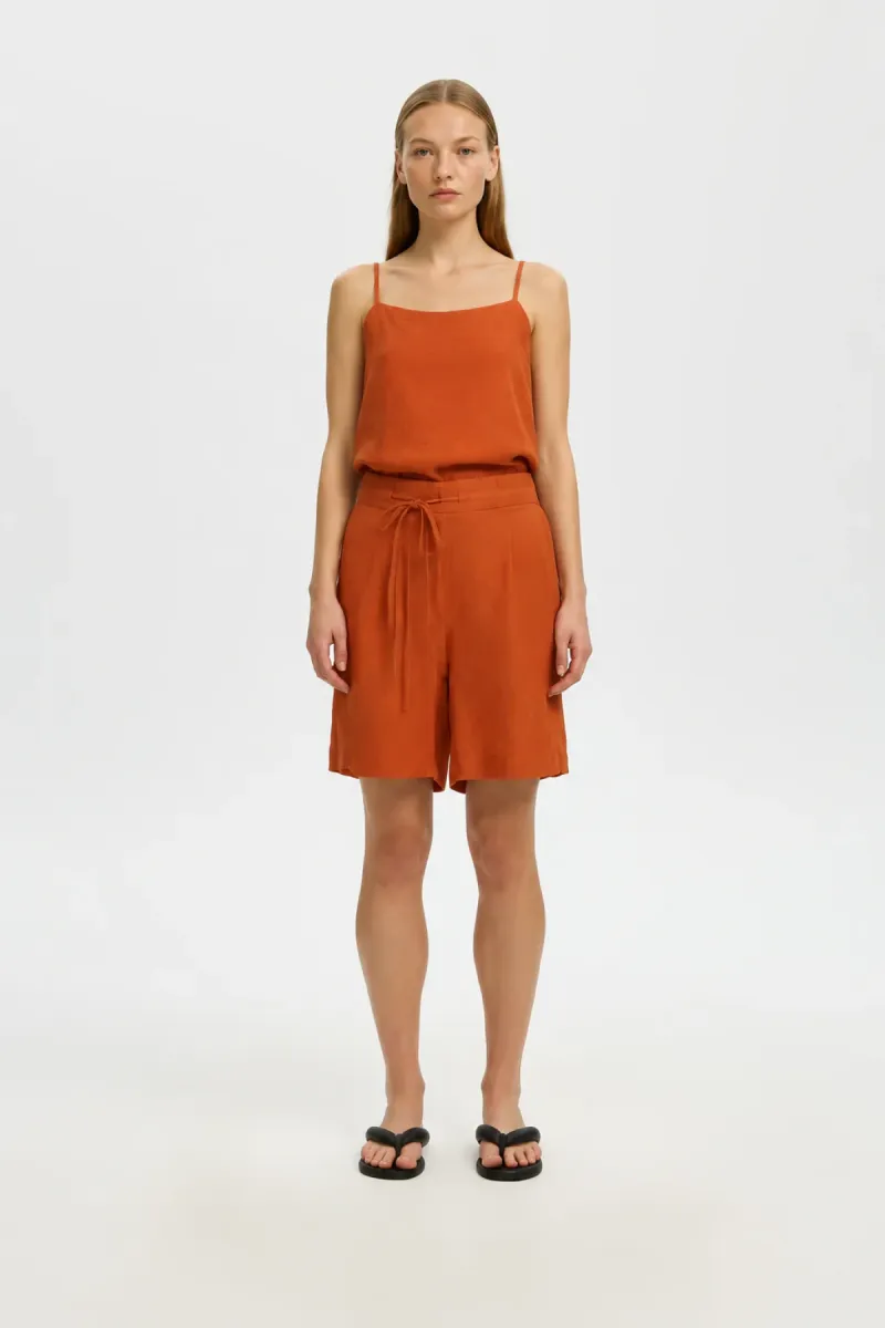selected-femme-slflinna-linen-strap-top-b-16101388-potters-clay-terra-1 Selected Femme-SLFLINNA LINEN STRAP TOP B-16101388-Potters Clay-TERRA